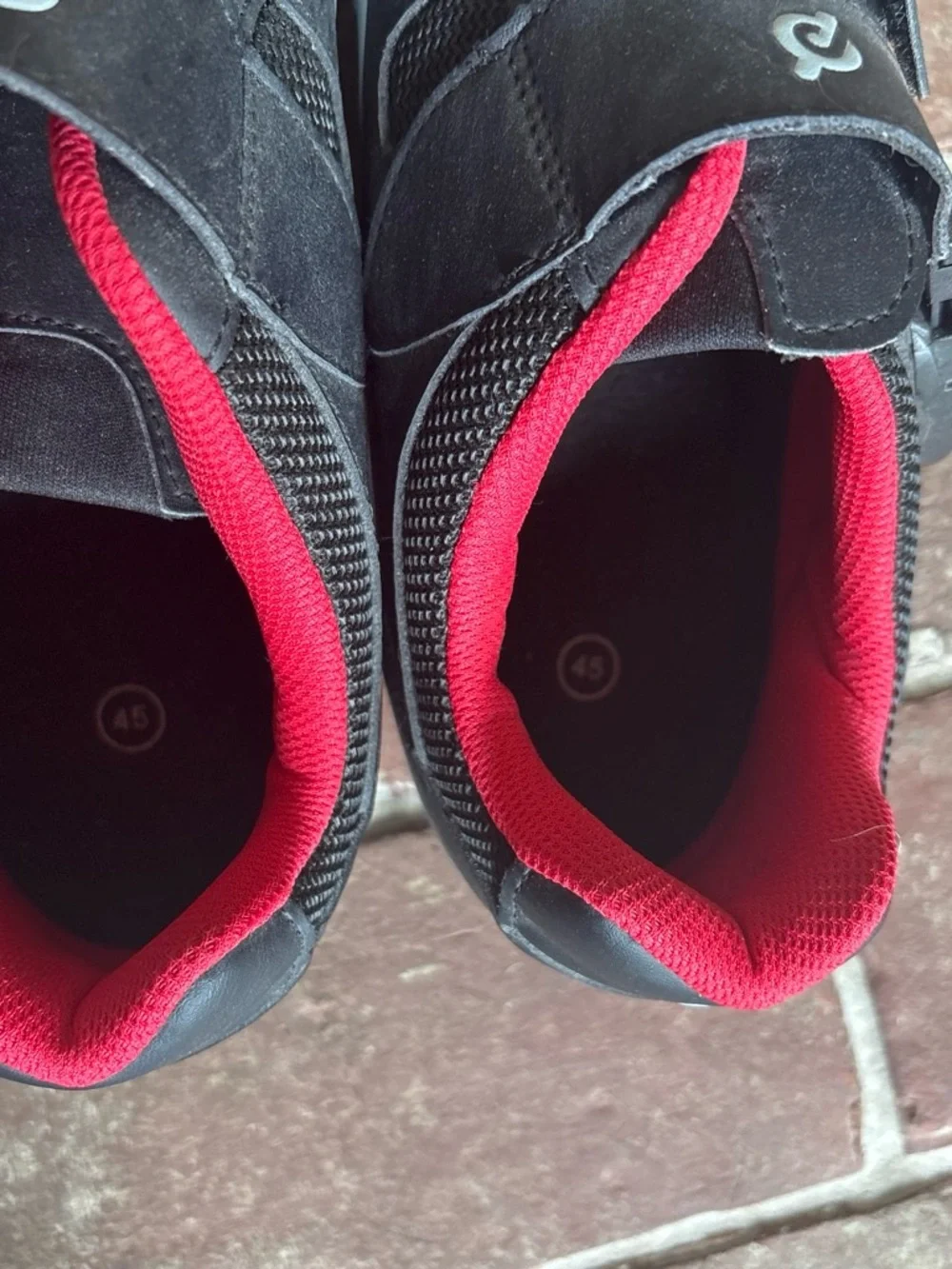Peloton Black Athletic Cycling Shoes with Red Lining